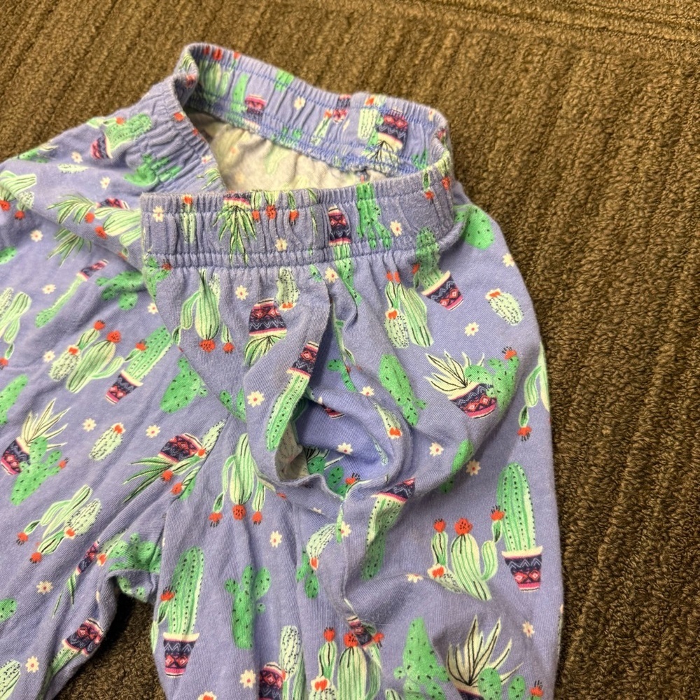 Cuddl Duds Womens Pajama Bottoms in Lavender with Fun Cactus Succulent Print - Picture 6 of 7